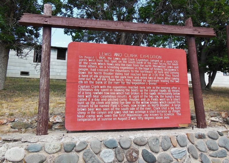 Lewis & Clark Expedition Marker (<i>wide view</i>) image. Click for full size.