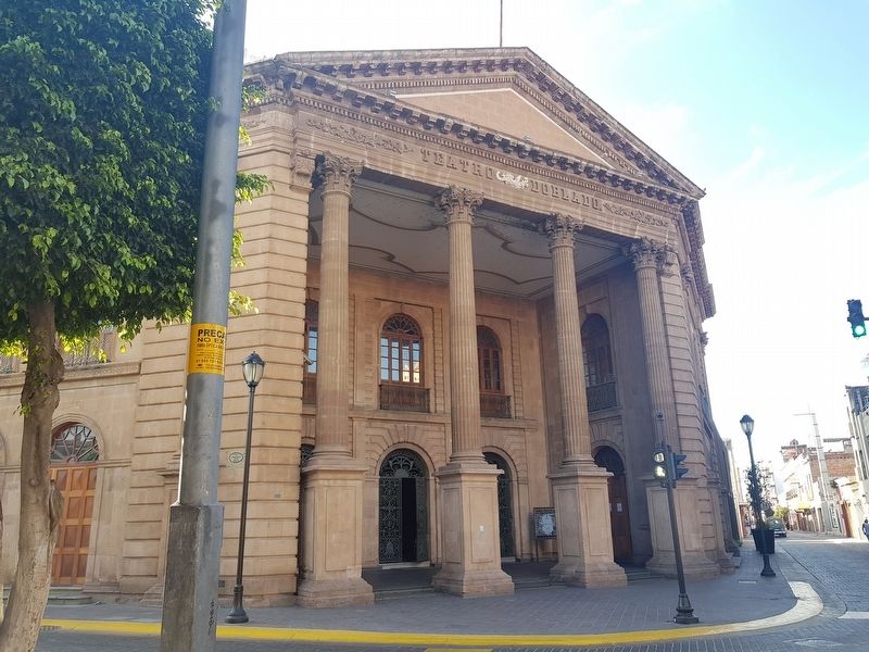 Manuel Doblado Theater, across the street from the marker image. Click for full size.