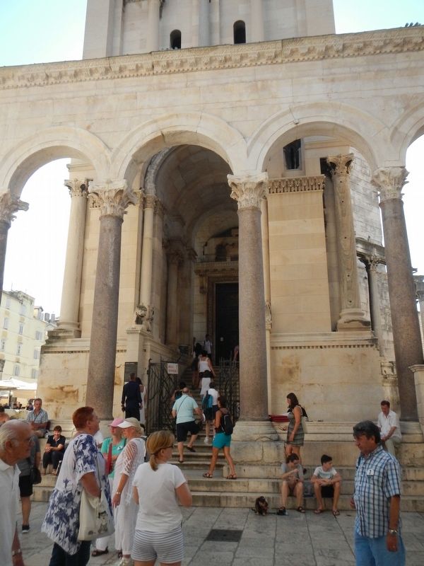 Entrance to the Cathedral image. Click for full size.