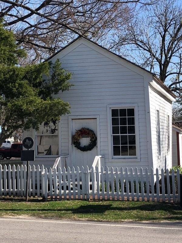 Davis Law Office image. Click for full size.