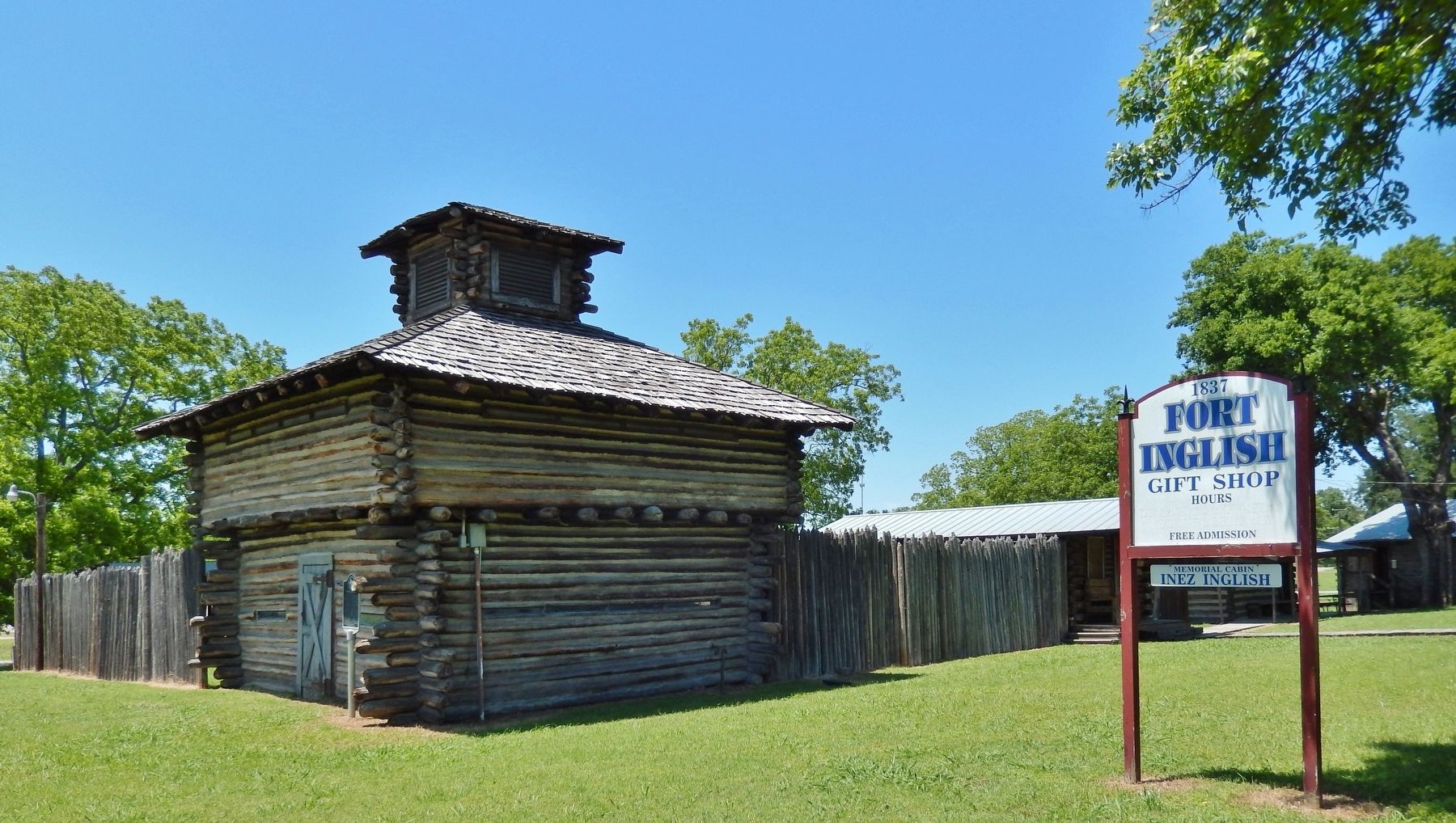 Fort Inglish Museum (<i>wide view; marker visible at southeast corner of the fort</i>) image. Click for full size.