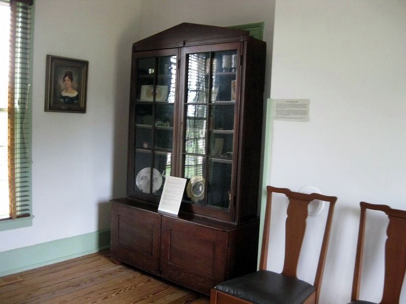 Interior of the Patrick Henry House image. Click for full size.