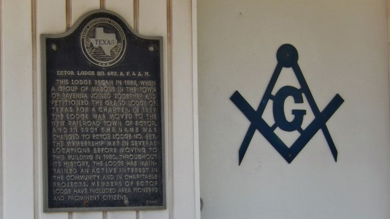 Ector Lodge No. 687, A. F. & A. M. Marker (<i>wide view; main entrance right of marker</i>) image. Click for full size.