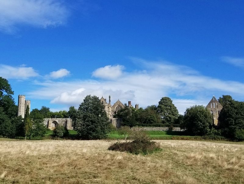 Battle Abbey at the crest of the hill, viewed from the Battlefield image. Click for full size.