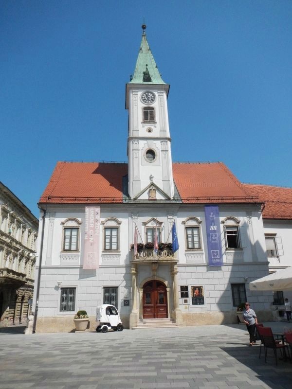 Gradska Vijećnica and Marker image. Click for full size.
