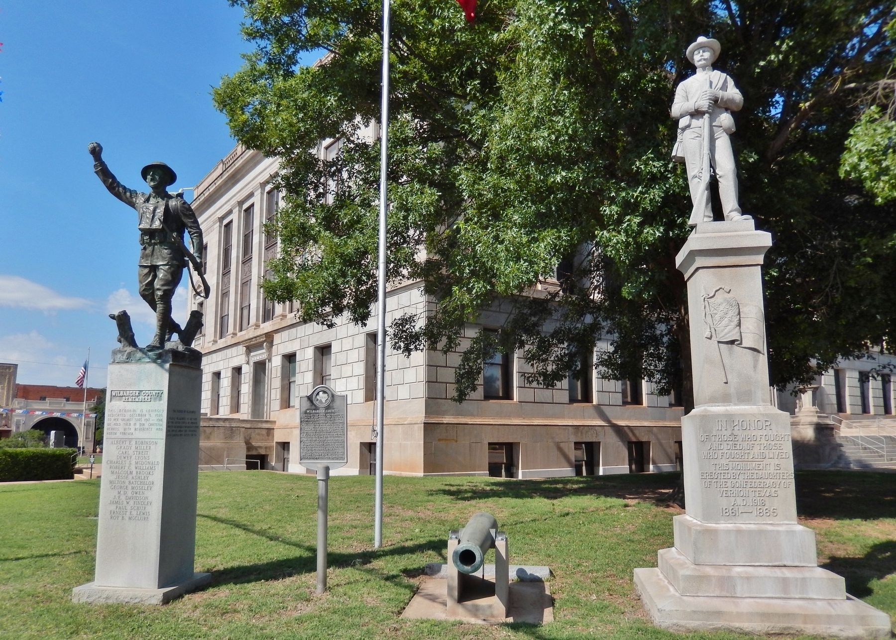 Vernon Texas Confederate Monument (<i>wide view; showing nearby monuments and markers on left</i>) image. Click for full size.