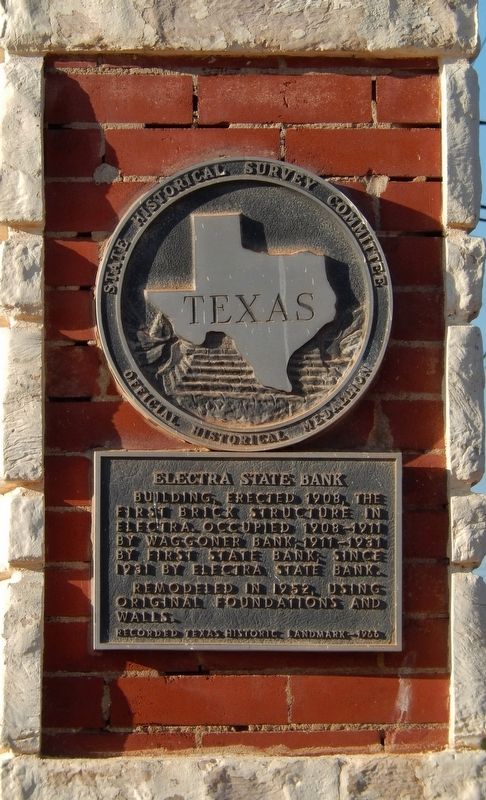 Electra State Bank Marker (<i>tall view</i>) image. Click for full size.