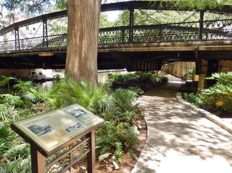 Presa Street Crossing Marker (<i>wide view; looking east toward the Presa Street Bridge</i>) image. Click for full size.