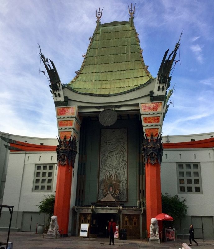 Chinese Theater image. Click for full size.