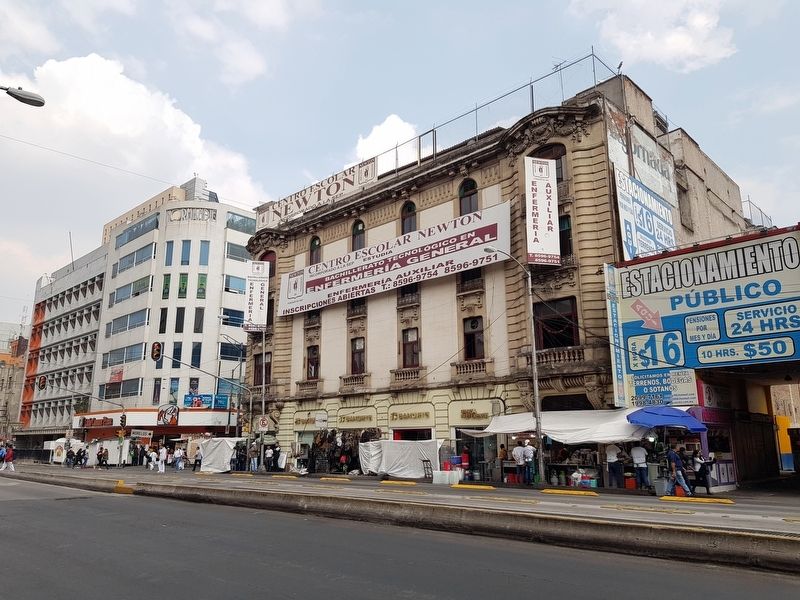 The current building at Balderas and Artículo 123. Click for full size. The current building at Balderas and Artículo 123 image. Click for full size.