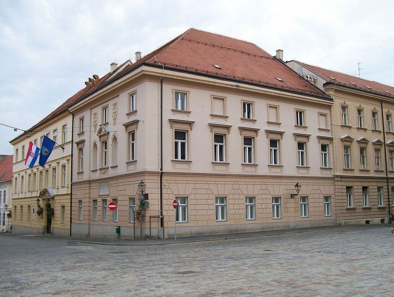 Old City Hall image. Click for full size.