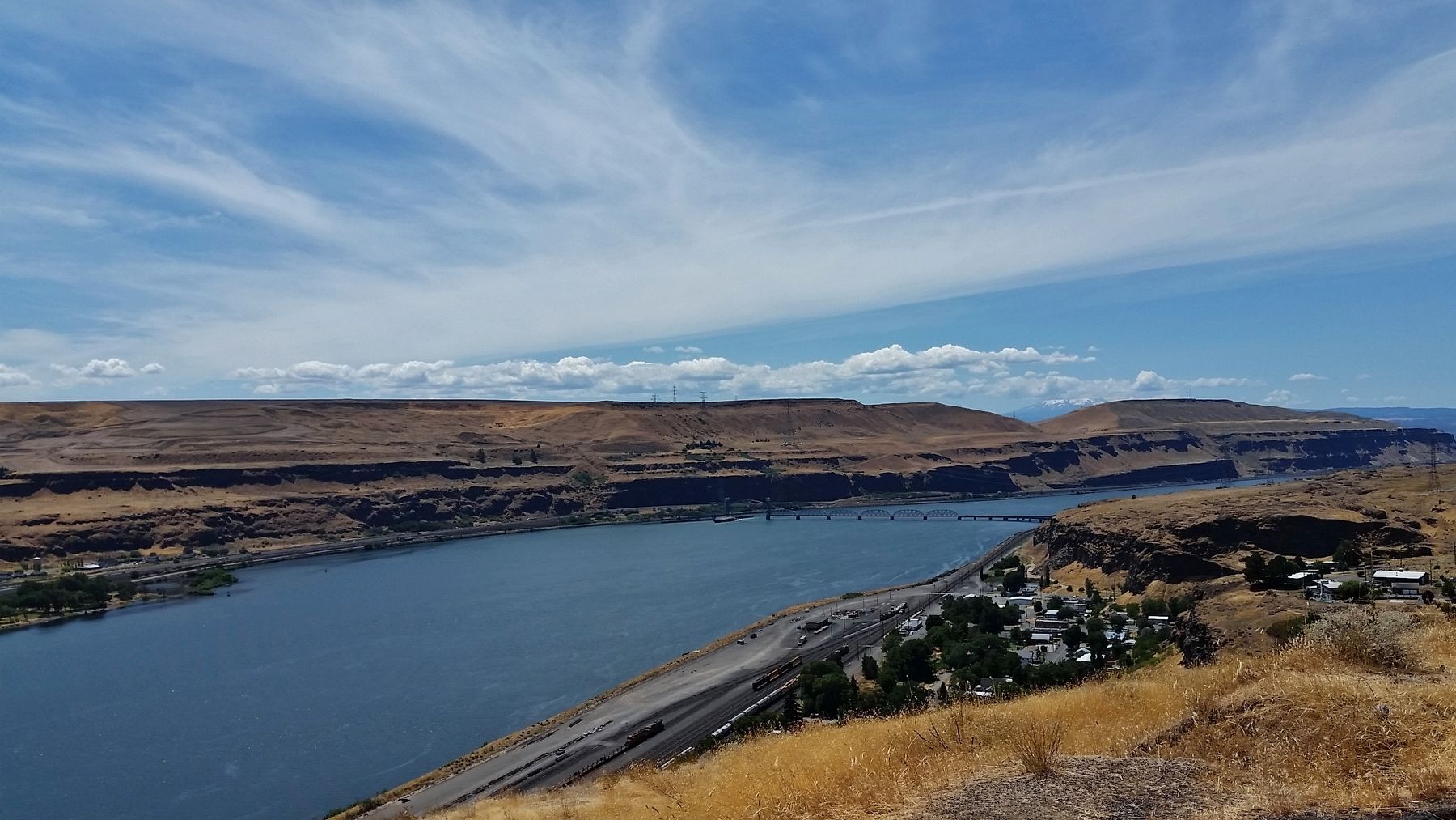 Columbia River View from Overlook above Wishram (<i>view looking west from marker</i>) image. Click for full size.