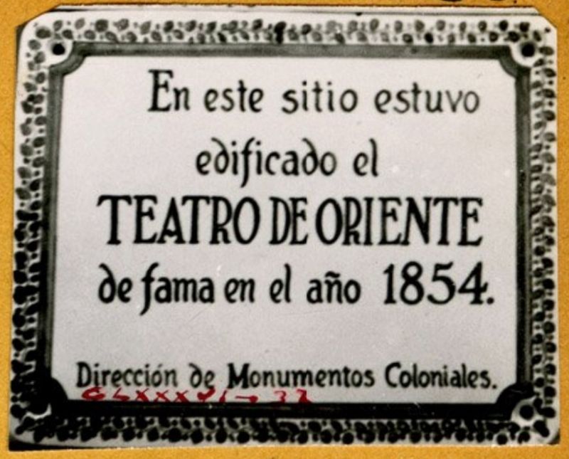 Teatro de Oriente Marker image. Click for full size.