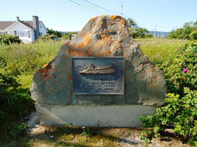 Hommages aux Anciens / Honoring Our Pioneers Marker image. Click for full size.