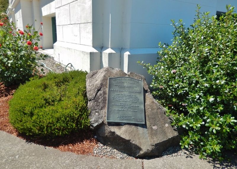 Pacific County Courthouse Marker (<i>wide view; northeast corner of courthouse in background</i>) image. Click for full size.