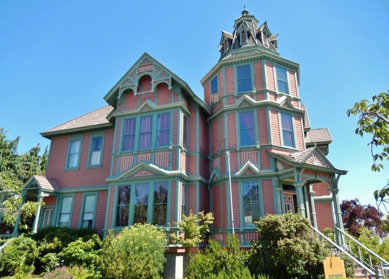 Starrett House (<i>west side</i>) image. Click for full size.
