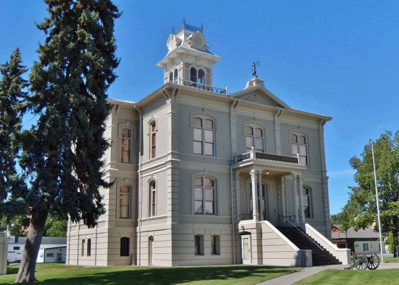 Columbia County Courthouse (<i>southwest corner; view from near marker</i>). Click for full size. Columbia County Courthouse (<i>southwest corner; view from near marker</i>) image. Click for full size.