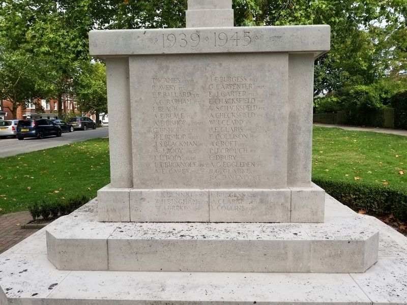 Tenterden War Memorial image. Click for full size.