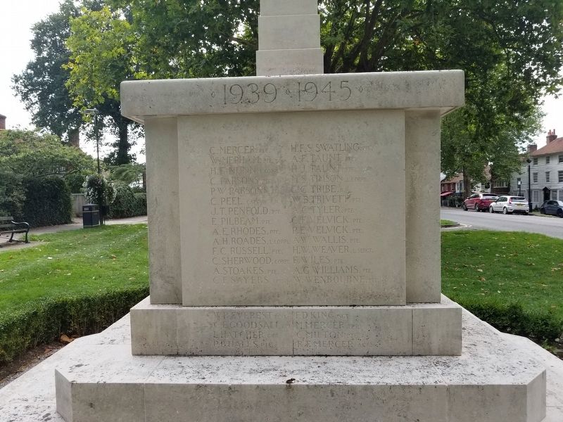 Tenterden War Memorial image. Click for full size.