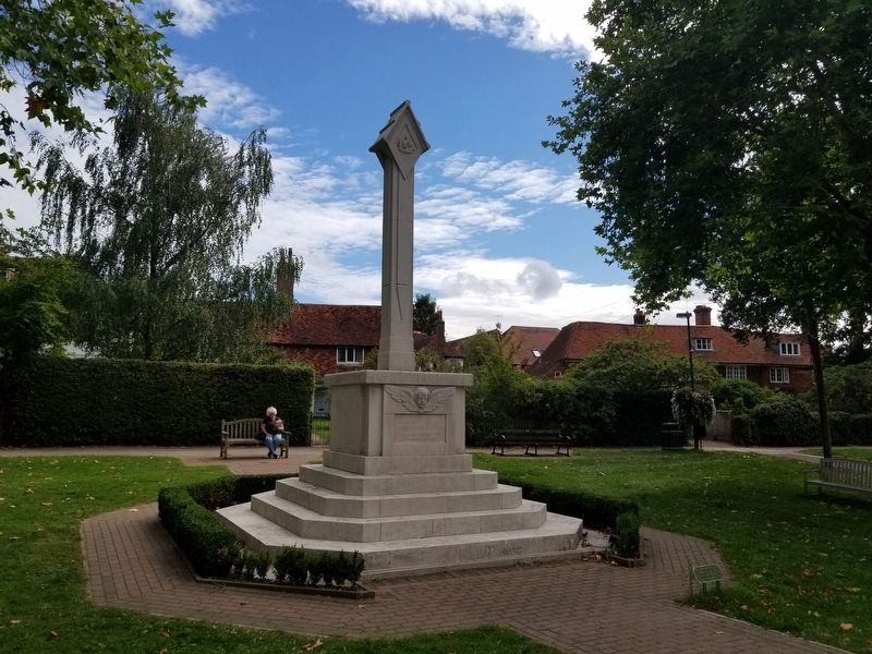 Tenterden War Memorial image. Click for full size.