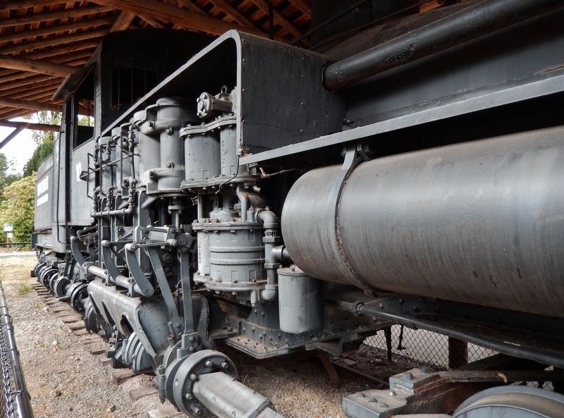 Shay Locomotive (<i>side view; showing drive gears</i>) image. Click for full size.