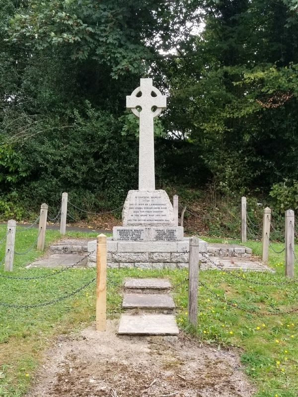 Lamberhurst War Memorial image. Click for full size.
