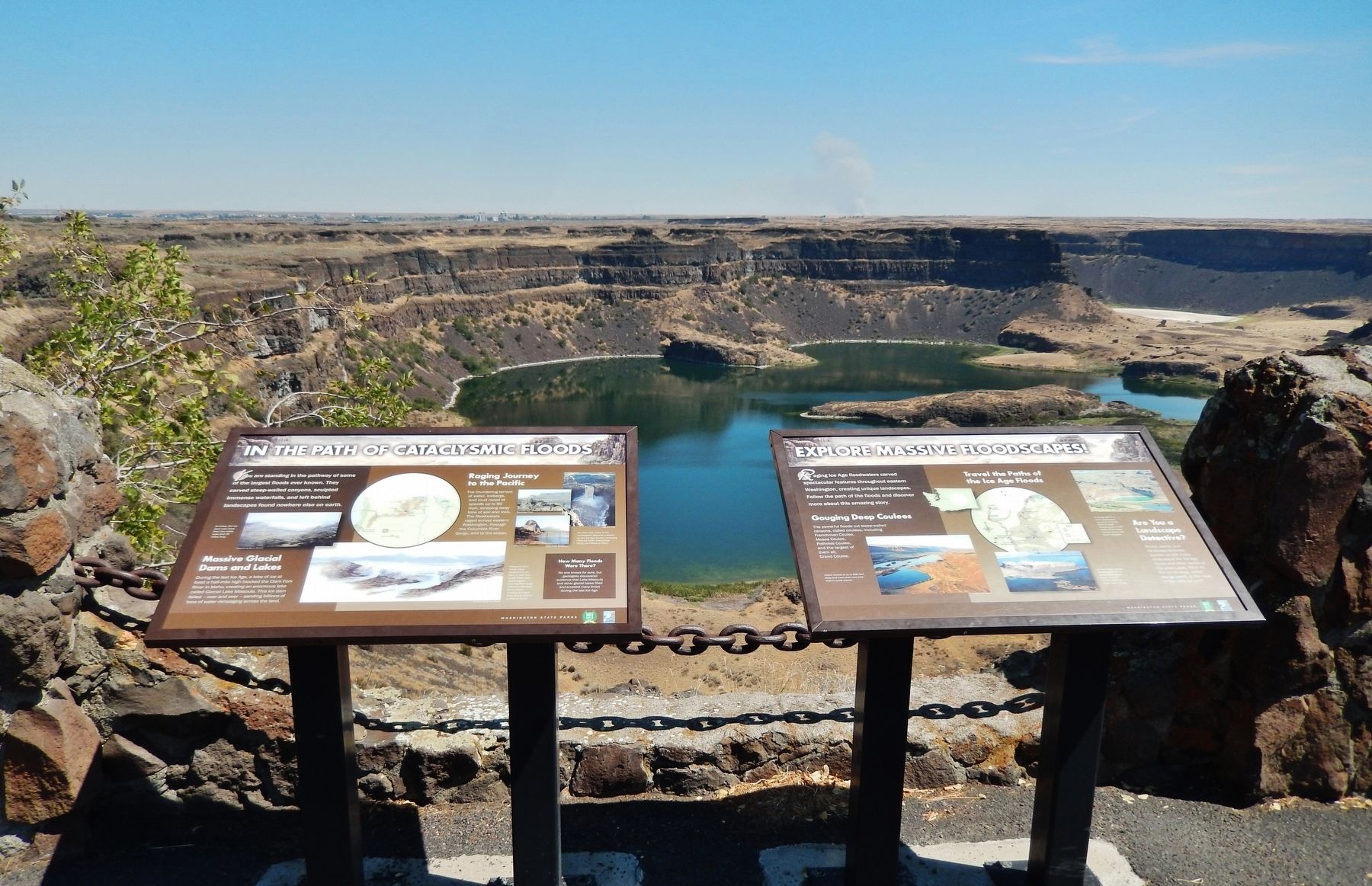 Cataclysmic Floods Marker (<i>wide view; Dry Lake Falls in background; related marker on right</i>) image. Click for full size.