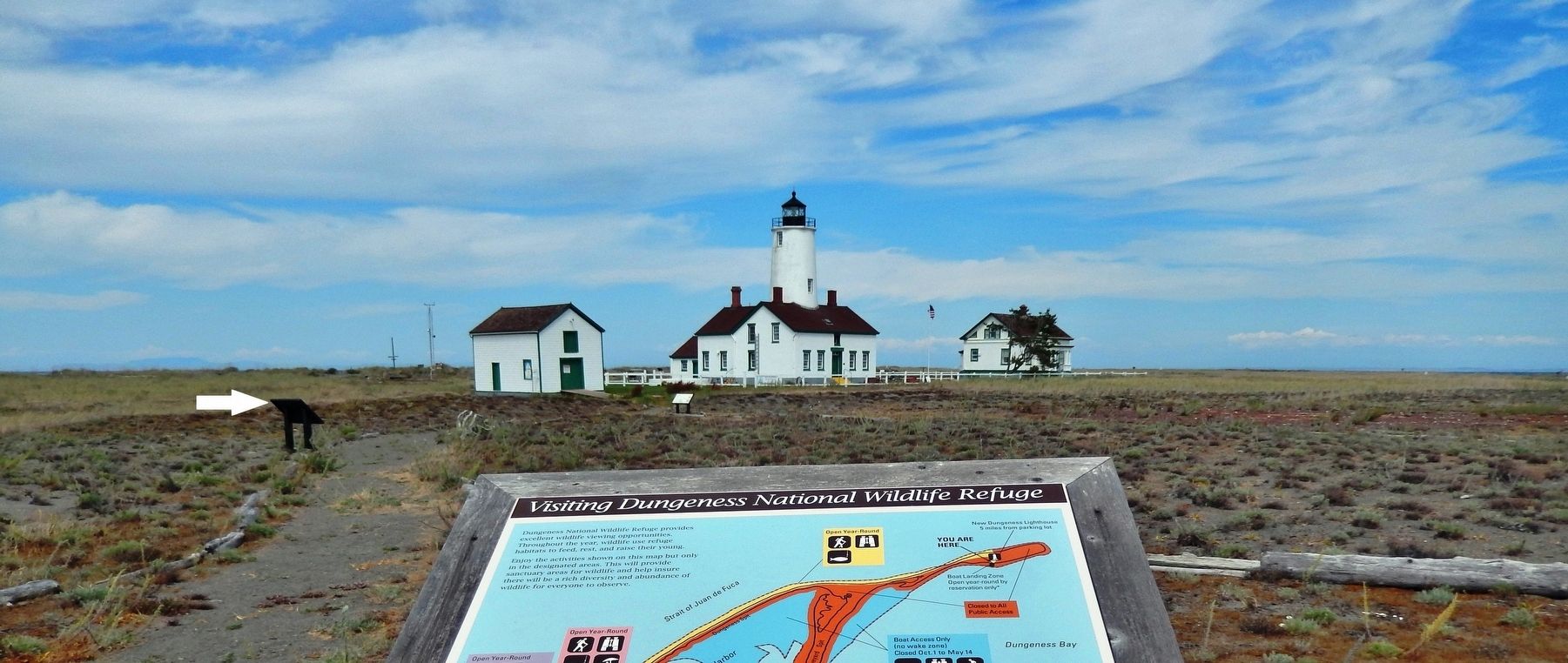 New Dungeness Light Station (<i>wide view; looking north across Dungeness Spit; marker on left</i>) image. Click for full size.