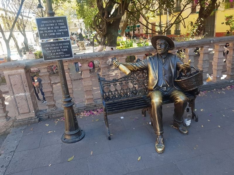 Statue of "Pito P�rez" near the entrance to the Jos� Rub�n Romero Theater image. Click for full size.