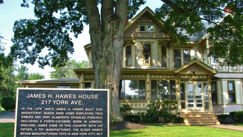James H. Hawes House Marker (<i>wide view; front of house in background</i>) image. Click for full size.
