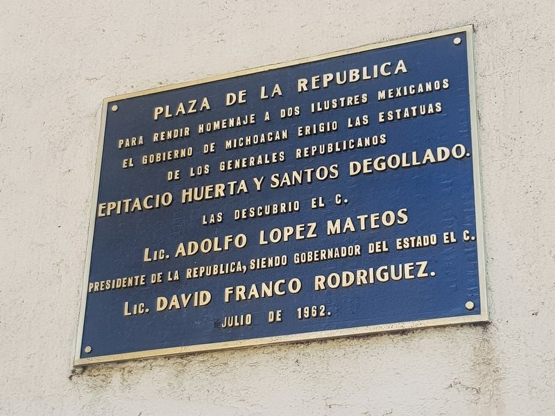 Plaza de la República Marker. Click for full size. Plaza de la República Marker image. Click for full size.