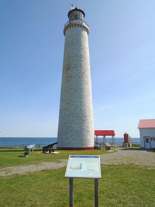 <i>La tour - La "light" / The tower - The light</i> Marker. Click for full size. <i>La tour - La "light" / The tower - The light</i> Marker image. Click for full size.