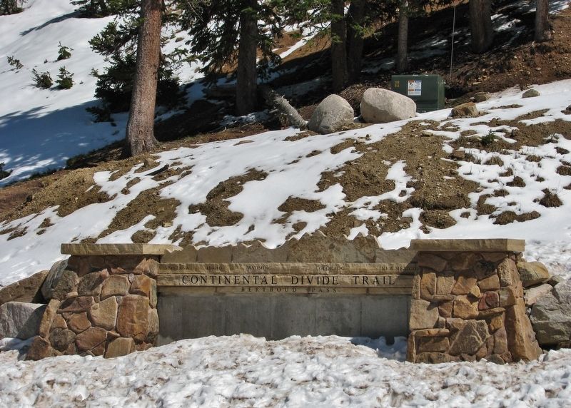 Continental Divide Trailhead (<i>located near marker</i>) image. Click for full size.