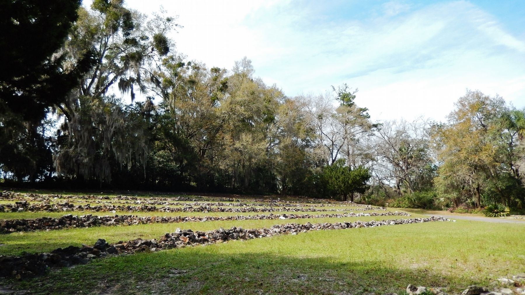 Ravine Gardens Amphitheater Seating (<i>arced terraces delineated by low limerock walls</i>). Click for full size. Ravine Gardens Amphitheater Seating (<i>arced terraces delineated by low limerock walls</i>) image. Click for full size.