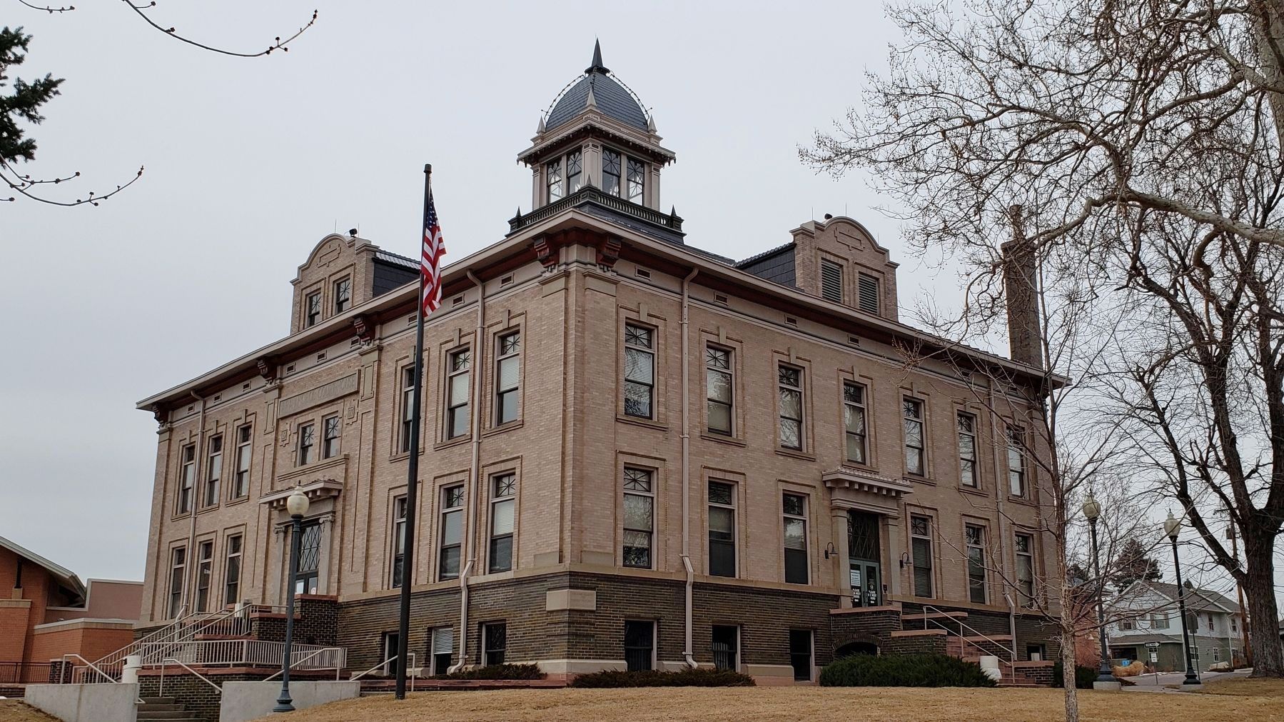 1907 Arapahoe County Courthouse<br>(<i>southwest corner; now Littleton Municipal Courthouse</i>) image. Click for full size.