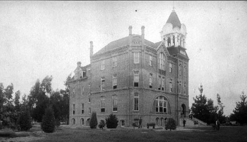 Old College Building image. Click for full size.