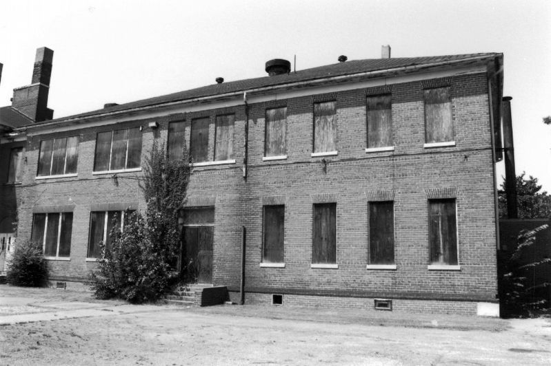 James T. West High School 1906-1922 image. Click for full size.
