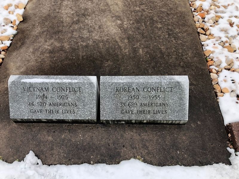 Vietnam Conflict and Korean Conflict plaques. Click for full size. Vietnam Conflict and Korean Conflict plaques image. Click for full size.