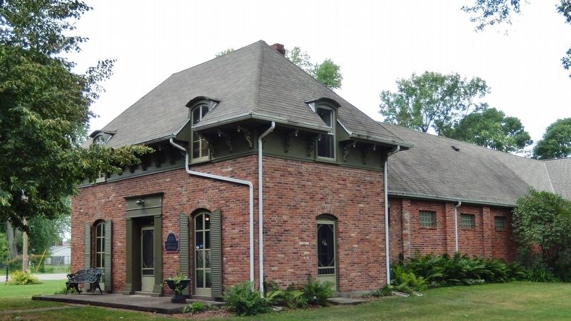 George Beyer Home - Carriage House image. Click for full size.