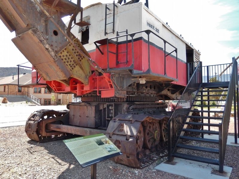 The Ore Shovel Marker (<i>wide view; Ore Shovel in background</i>) image. Click for full size.