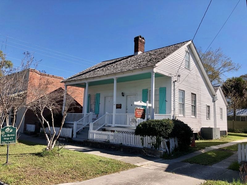 The Desiderio Quina House at 204 Alcaniz Street.. Click for full size. The Desiderio Quina House at 204 Alcaniz Street. image. Click for full size.