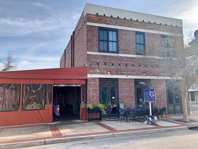 Pensacola Blues Marker at Cafe. image. Click for full size.