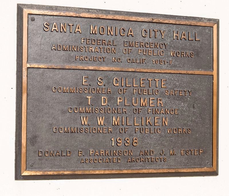 City Hall Builders Plaque image. Click for full size.