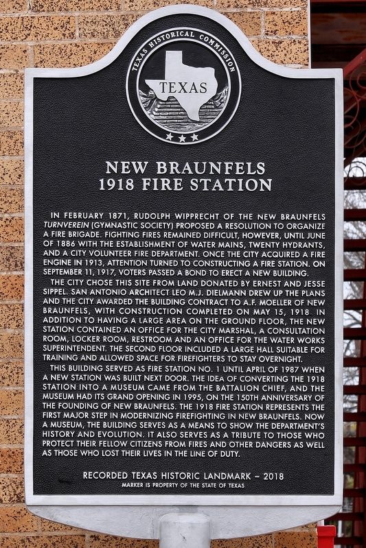 New Braunfels 1918 Fire Station Marker. Click for full size. New Braunfels 1918 Fire Station Marker image. Click for full size.