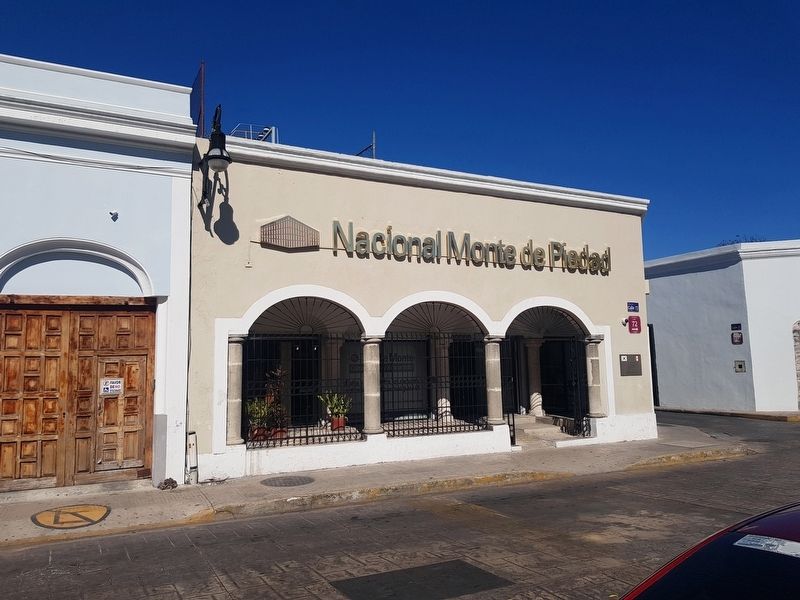 The former location of the El Chemulpo Bar at No. 483 Calle 72, now a Monte de Piedad branch. Click for full size. The former location of the El Chemulpo Bar at No. 483 Calle 72, now a Monte de Piedad branch image. Click for full size.