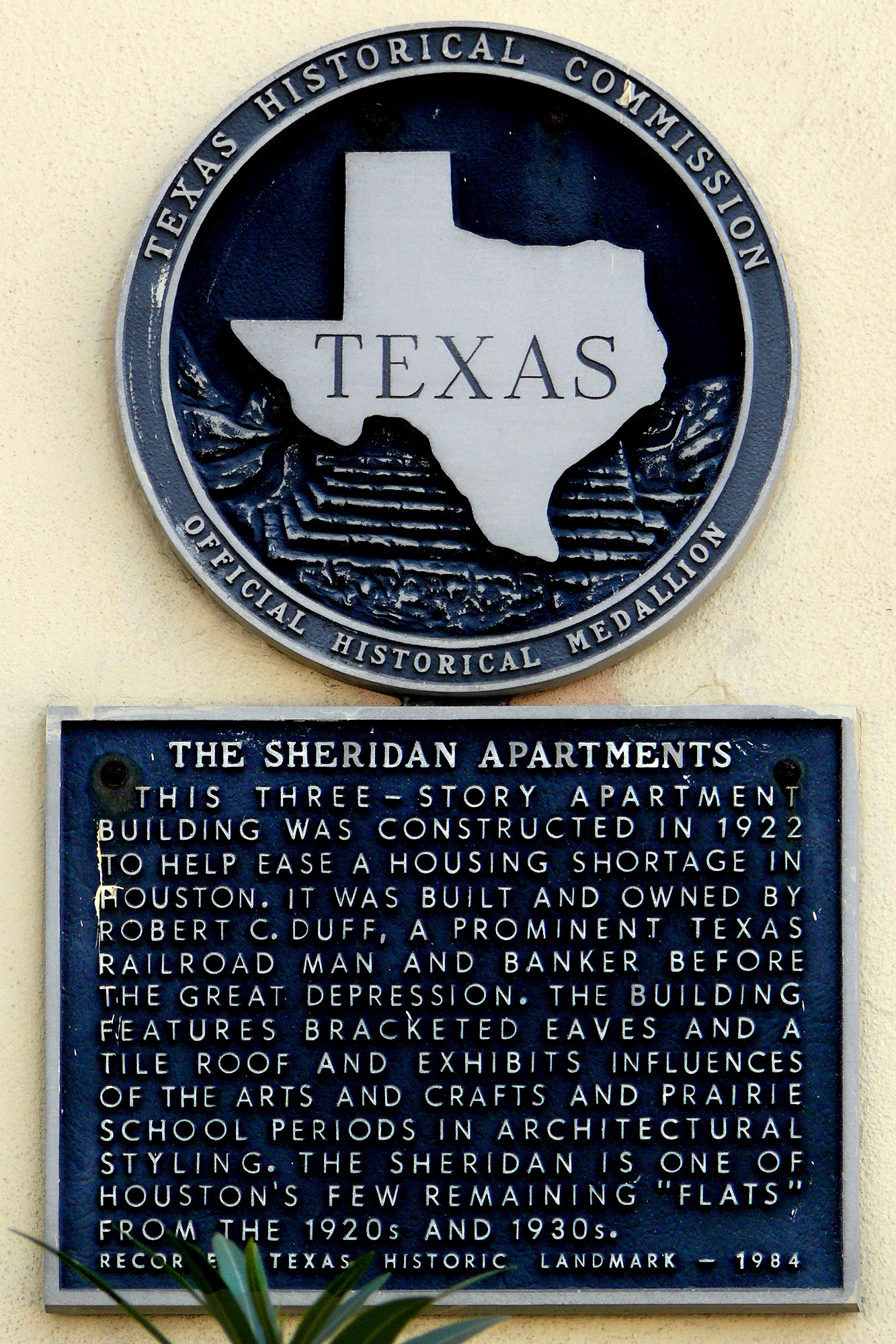 The Sheridan Apartments Marker