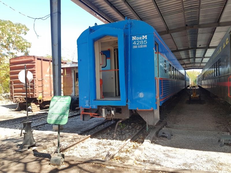 Passenger Car 4285 and Marker. Click for full size. Passenger Car 4285 and Marker image. Click for full size.