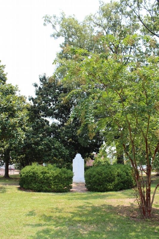 Mississippi Governors Memorial. Click for full size. Mississippi Governors Memorial image. Click for full size.