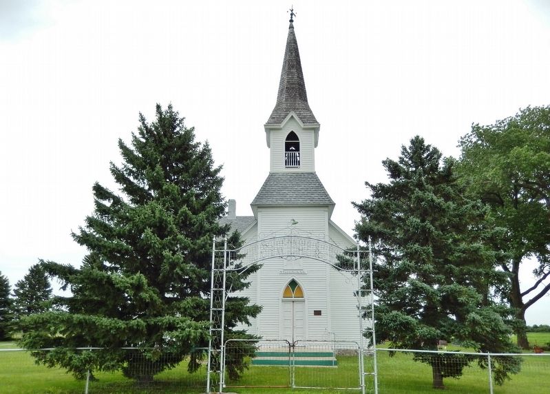 St. Pauli Lutheran Church (<i>front/west side view</i>). Click for full size. St. Pauli Lutheran Church (<i>front/west side view</i>) image. Click for full size.