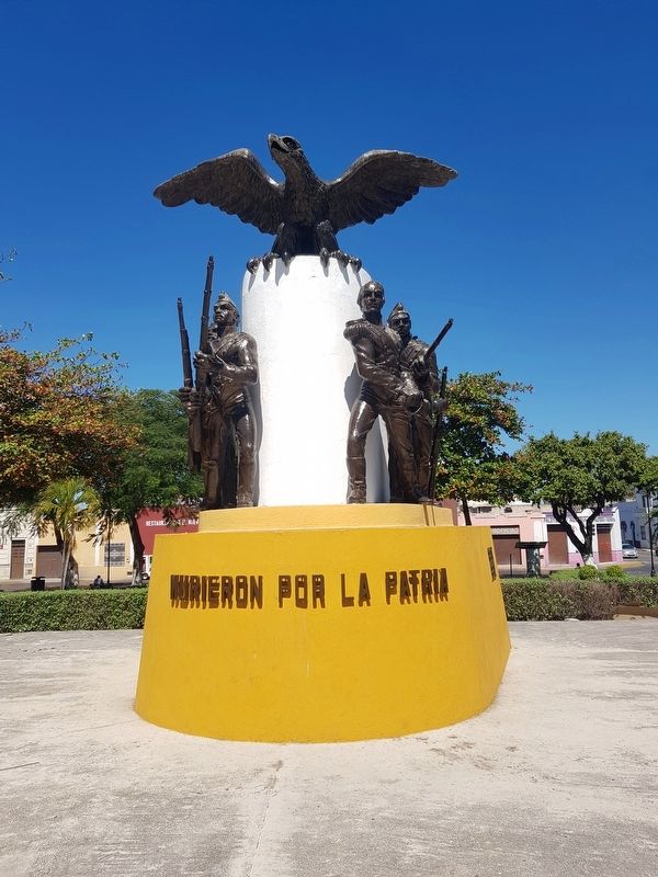 Monument to the Children Heroes of Chapultepec and Marker. Click for full size. Monument to the Children Heroes of Chapultepec and Marker image. Click for full size.
